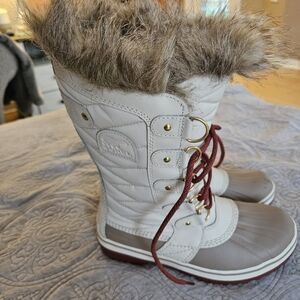 White and Gray Fur-Lined Winter Boots
